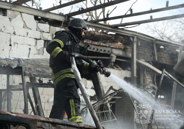 П'ять КАБів по Індустріальному району: на місці обстрілу була масштабна пожежа. 