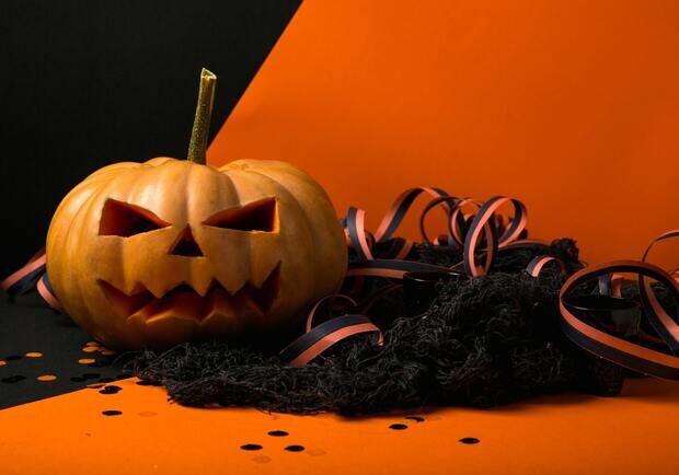 Хелловін 2025: Дата, історія та повний гайд, як влаштувати ідеальну містичну вечірку 