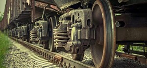 Трагедия на железнодорожных путях в Одессе: под колесами локомотива погибла женщина