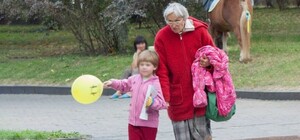 Умерла самая старшая мать Украины, родившая дочь в 65 лет