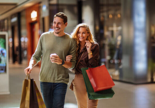 Чорна п'ятниця 2025: коли в Україні будуть розпродажі та знижки. 