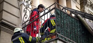 Падение балкона в центре Одессы: одна из потерпевших скончалась