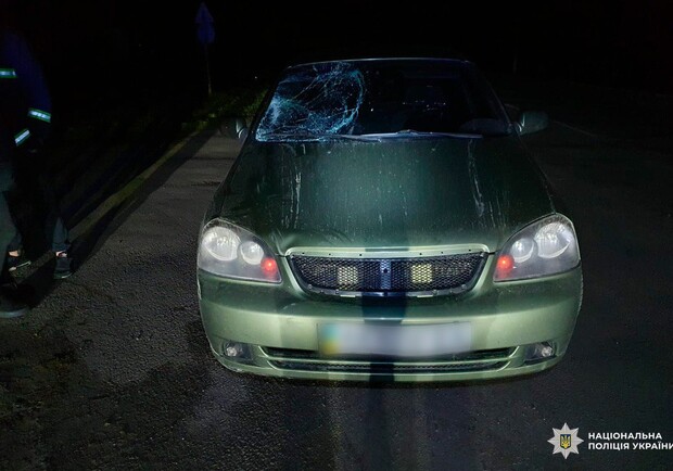 Выходил из автобуса: в Харьковской области парня насмерть сбила машина. 