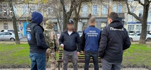 Намагався уникнути покарання за проросійські дописи: в Одесі іноземець хотів підкупити правоохоронця