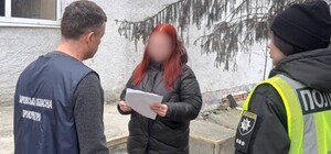 Оставила под обстрелами: жительнице Купянского района грозит тюрьма из-за ранения дочери