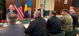 В Абу-Даби завершились трехсторонние переговоры Украины, США и РФ по завершению войны