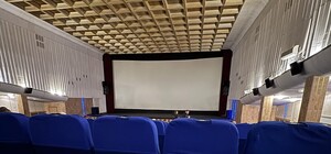 В кинотеатре Довженко не продали билет военному в отпуске: комментарий администрации