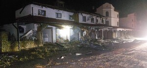 Вночі дрони атакували південь Одещини: загорілася база відпочинку та пошкоджено будівлі