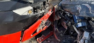 В Харькове автомобиль Subaru врезался в автобус