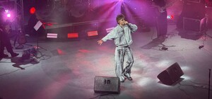 Повний зал, плакати та донати по 9 тисяч: як у Запоріжжі пройшов концерт DREVO