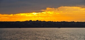 Со штормовым предупреждением и пожарной опасностью: какая погода будет в Одессе в эти выходные