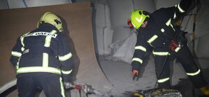 Ночной обстрел Одесской области: пострадали объекты в порту и судно