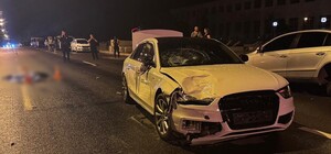 В Харькове AUDI сбила двух пешеходов: погиб 18-летний парень