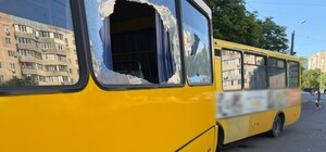 Утренний удар по остановке в Одессе: получили осколочные ранения люди