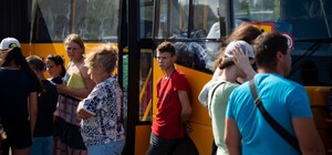 В Днепропетровской области объявили принудительную эвакуацию еще из 16 населенных пунктов: вывезут более 2 тысяч детей