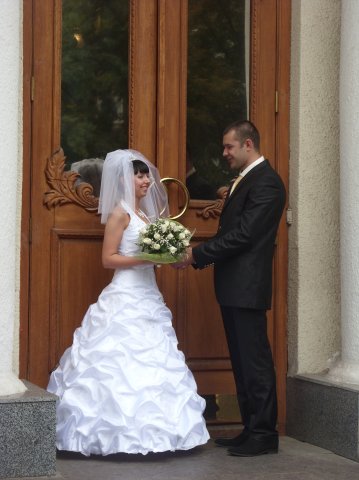 Фото "В Городе".Харьковчане стали больше жениться. 