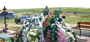 В Севастополе осквернили могилы Лины Воронковой и ее дочерей