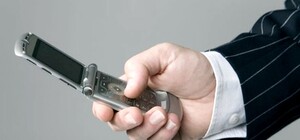 Немых  луганчан спасут мобильники: скорую, милицию и пожарных можно вызвать СМСкой 