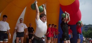 В день Независимости луганчане будут драться, кидать гири, рисовать, играть в квест