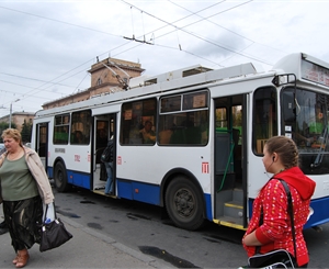На праздники центр Харькова будет перекрыт и троллейбусы поменяют свои маршруты. Фото kp.ua.