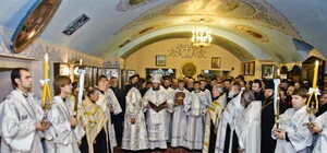 Добкин и Кернес помолились за упокой владыки Никодима