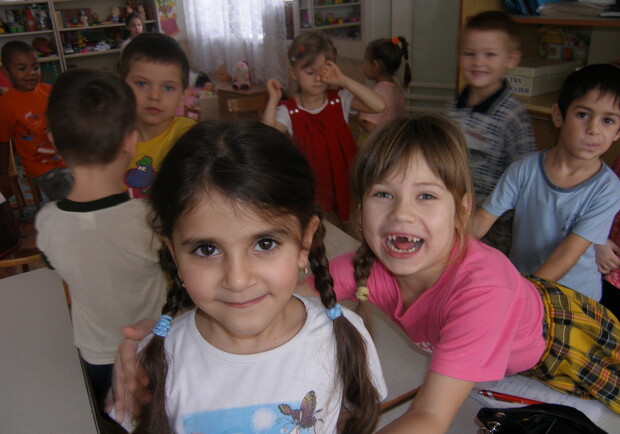 Фото kp.ua. Детей стали больше отдавать в интернат. 