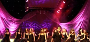 В Крыму модели будут сажать деревья