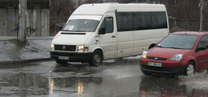 Отвечать за цену проезда в городском транспорте в Запорожье никто не хочет 