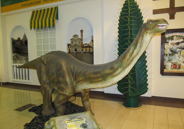 Динозавры простоят в "Дафи" до 20 февраля. Фото "В городе".