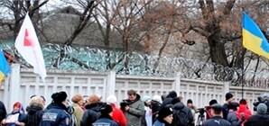 Сторонники Тимошенко отпразднуют рождество у стен Качановской колонии