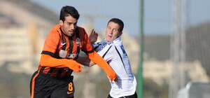 Фотофакт: Скандалиста-Илсиньо уболтали сыграть за 