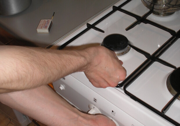 Опасно использовать для обогрева газовые плиты и духовки: при плотно закрытых окнах и дверях угарный газ накапливается в помещении. Фото из архива "КП".