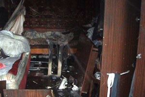 По предварительным данным, возгорание произошло из-за короткого замыкания электросети. Фото с сайта ГУ МВД Украины в Харьковской области.