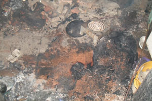 Электрический обогреватель  вызвал пожар с летальным исходом. Фото с сайта ГУ МЧС Украины в Харьковской области.