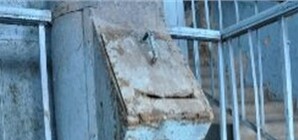 Многие харьковчане повскрывали заваренные мусоропроводы, чтобы не выносить помои на улицу