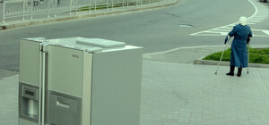 В Харькове можно абсолютно безнаказанно выбрасывать старую бытовую технику прямо на улице