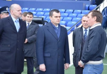 Министр внутренних дел проинспектировал стадион «Металлист». Фото: инфоцентр «Украина-2012».