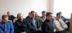 Адвокаты тризубовцев, которые обезглавили памятник Сталина в Запорожье, считают, что бюст изготовили еще в прошлом столетии