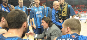 Скандал набирает обороты: 