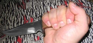 В Чугуеве мужчина ударил жену ножом в спину, за то что дала пощечину