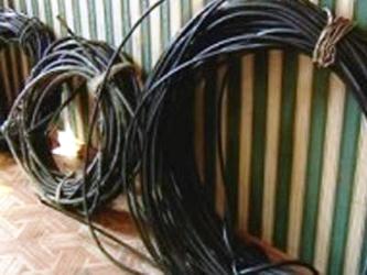 В Изюме задержали воров телефонного кабеля. Фото с сайта ГУ МВД Украины в Харьковской области.
