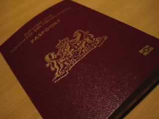 Паспорт гражданина Нидерландов на имя Ван дер Краан Виллибрордас Корнилиса передан в посольство.