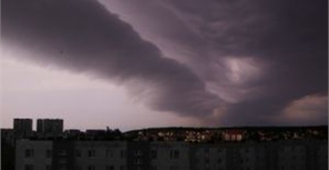На завтра в Харькове объявлено штормовое предупреждение. Фото с сайта www.sxc.hu.
