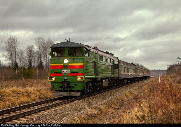 Поезд 015я фото