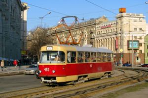 На ремонт 1 километра трамвайных рельсов уходит около 3 миллионов гривен. Фото с сайта Харьковского горсовета.