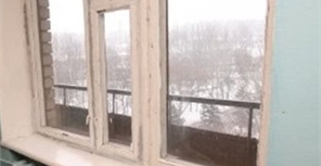 Несчастный случай на Луганщине: мужчина выпал из окна 9 этажа