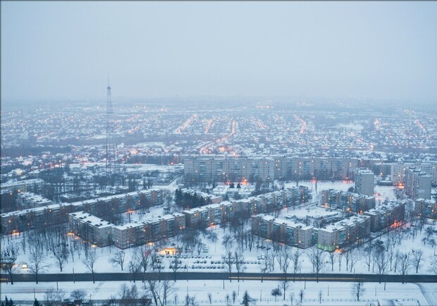 Сегодня харьковчане могут предсказывать погоду на зиму. Фото Павла Иткина.