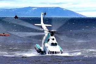 Вертолет с харьковчанином упал в море. Фото: profinews.com.ua.