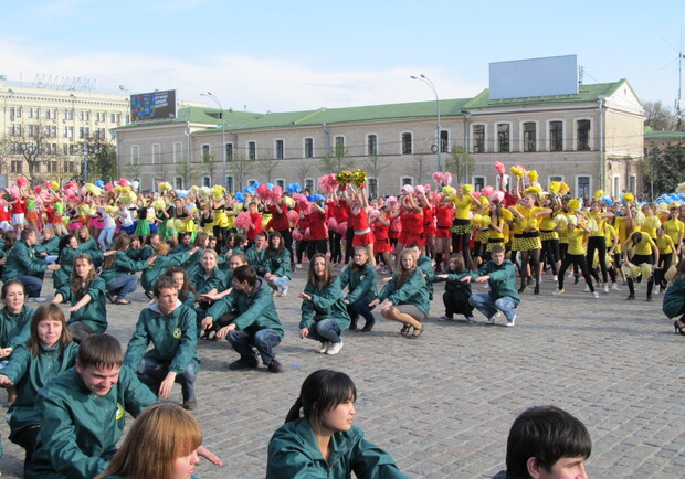 Майдансеры будут одеты в костюмы, которые использовали во время постановок Евро-2012 в Харькове. Фото: "В городе".