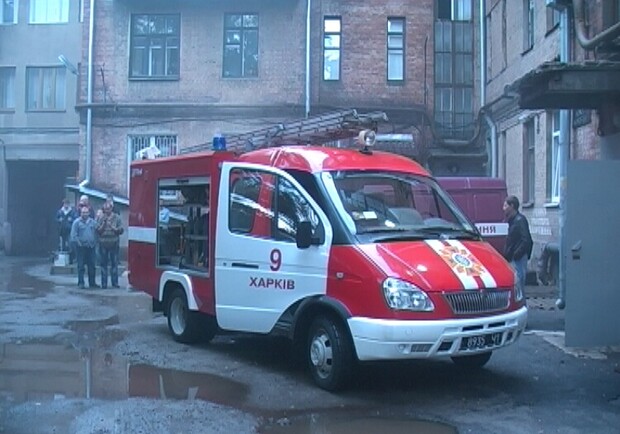 Предварительная причина пожара - занесение открытого источника огня. Фото с сайта ГТУ МЧС Украины в Харьковской области.